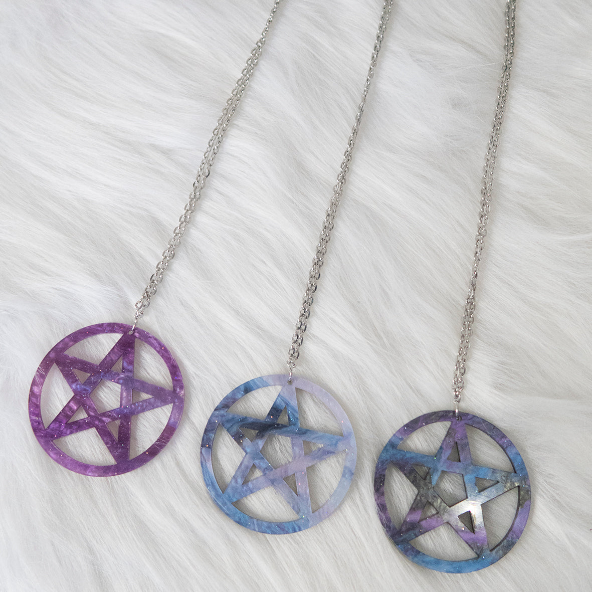 Space Pentagram necklace - Light