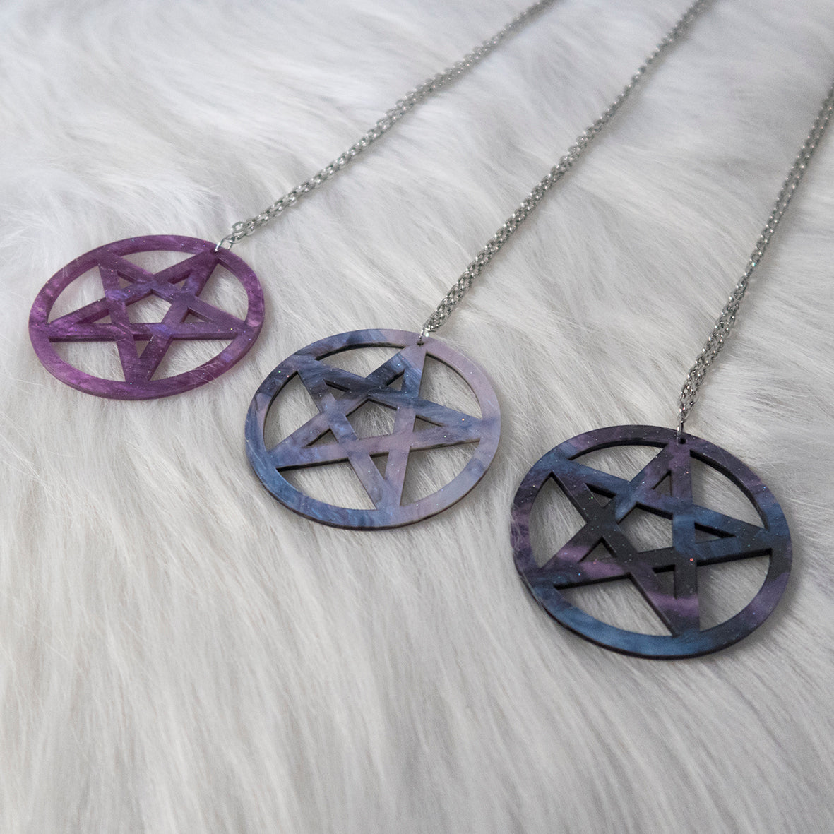 Space Pentagram necklace - Light