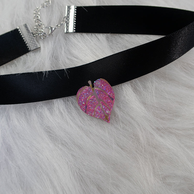 Mystic Leaf Ribbon Choker - Pink