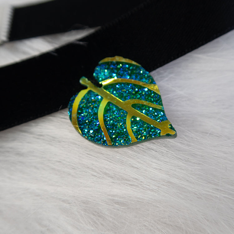 Mystic Leaf Ribbon Choker - Green