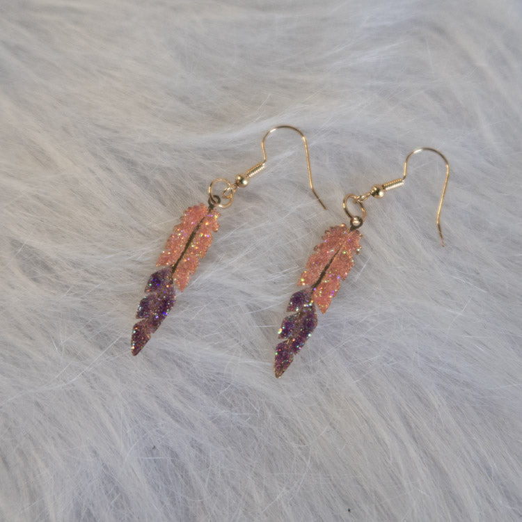 Stardust Feather Earrings – Pink/Purple