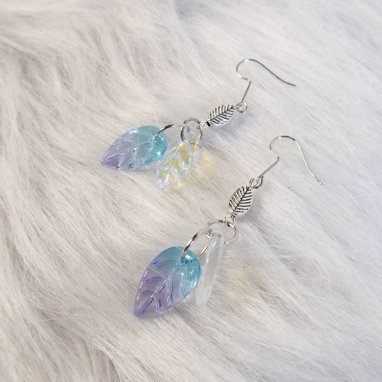 Dreamlight Leaves Earrings – Blue/Lilac