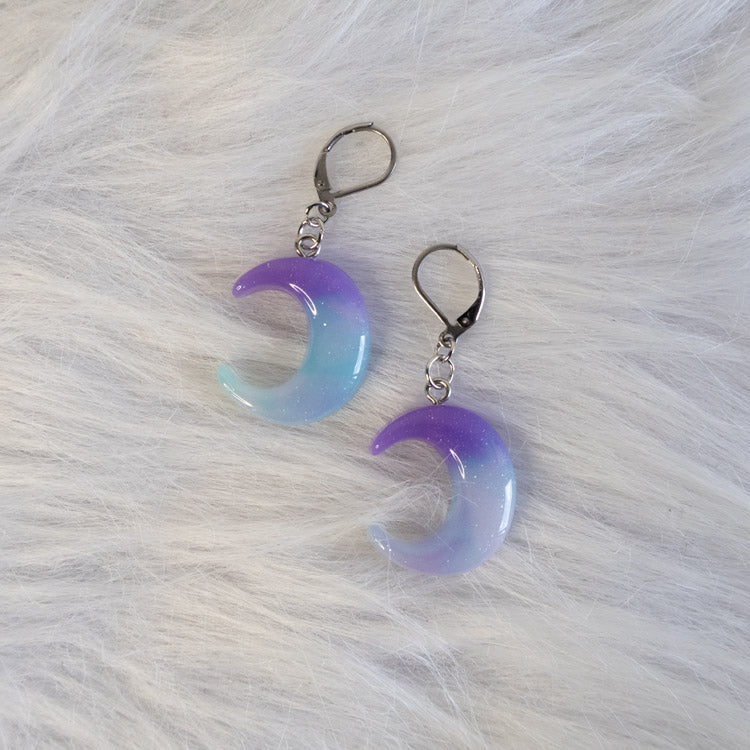 Moonfade Earrings