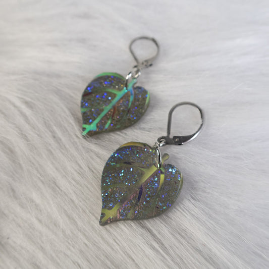 Mystic Leaf Earrings - White