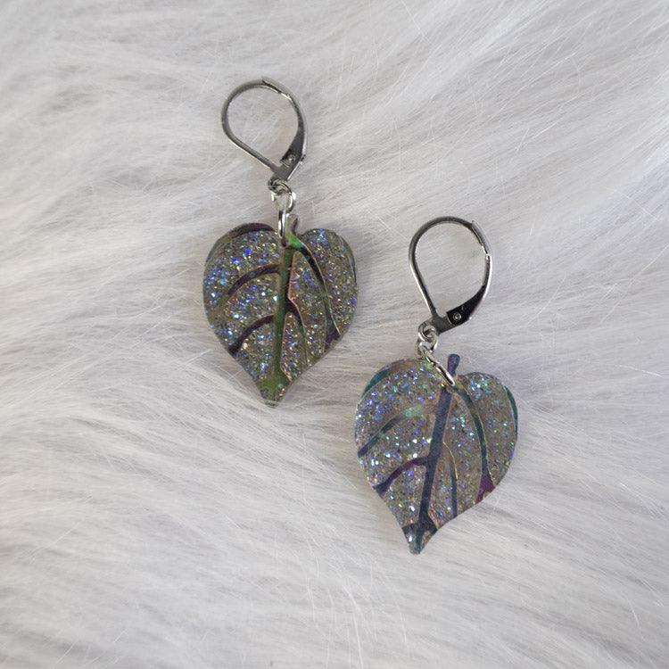 Mystic Leaf Earrings - White
